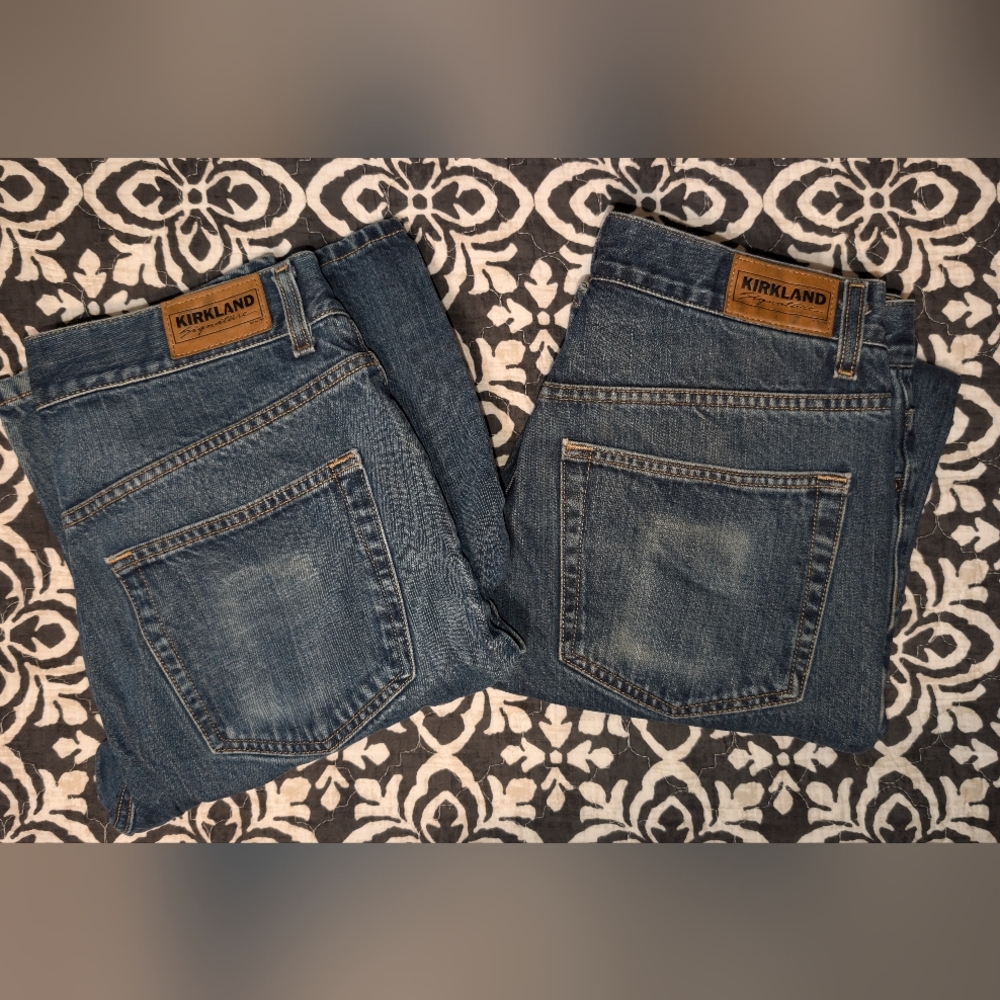 2 Pair Mens 30 × 34 Kirkland Jeans